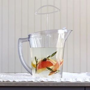 Pampered Chef Quick-Stir Pitcher